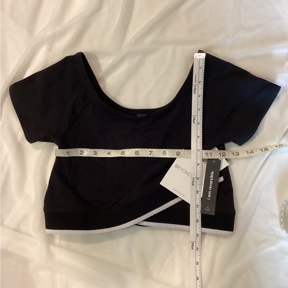 NWT Beyond Yoga Black & Gray Bodysuit – Size S - Picture 4 of 5